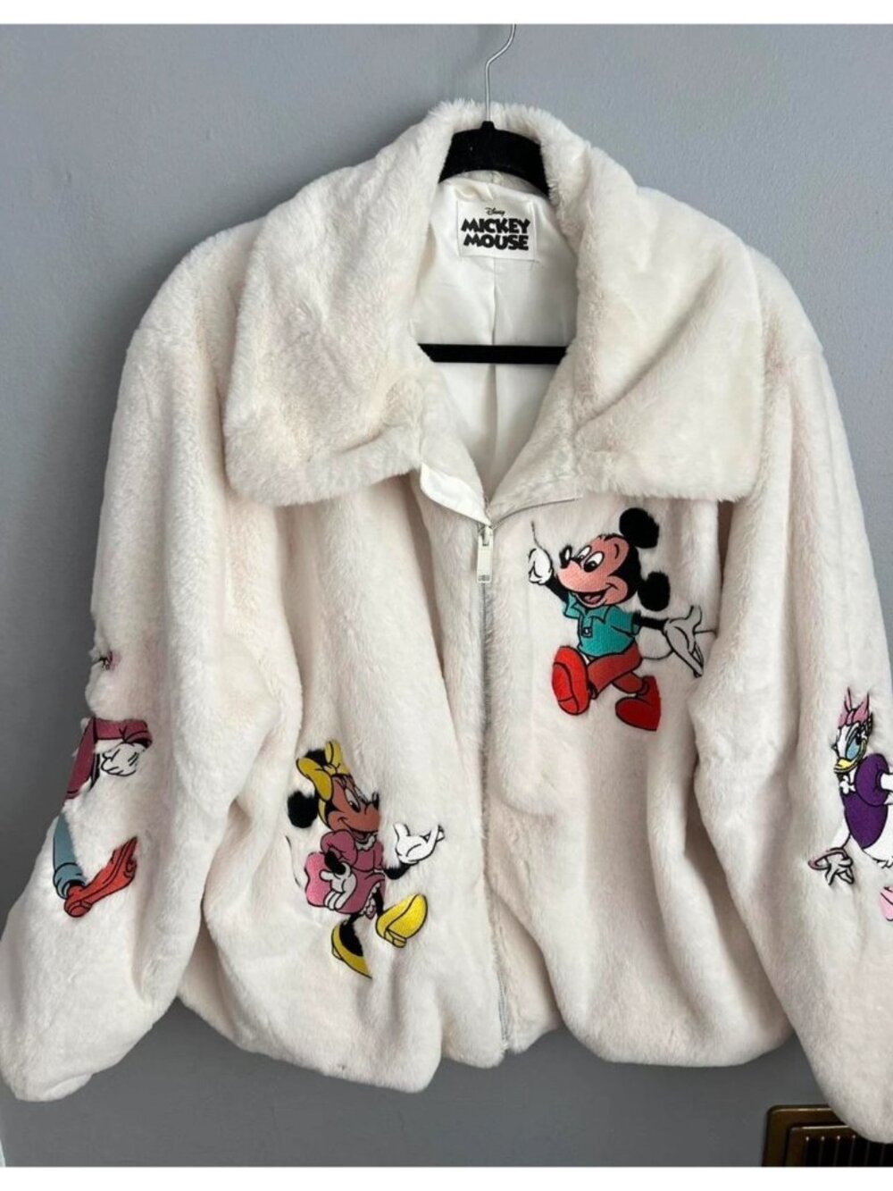 Disney Mickey xl white fur jacket coat embroidered